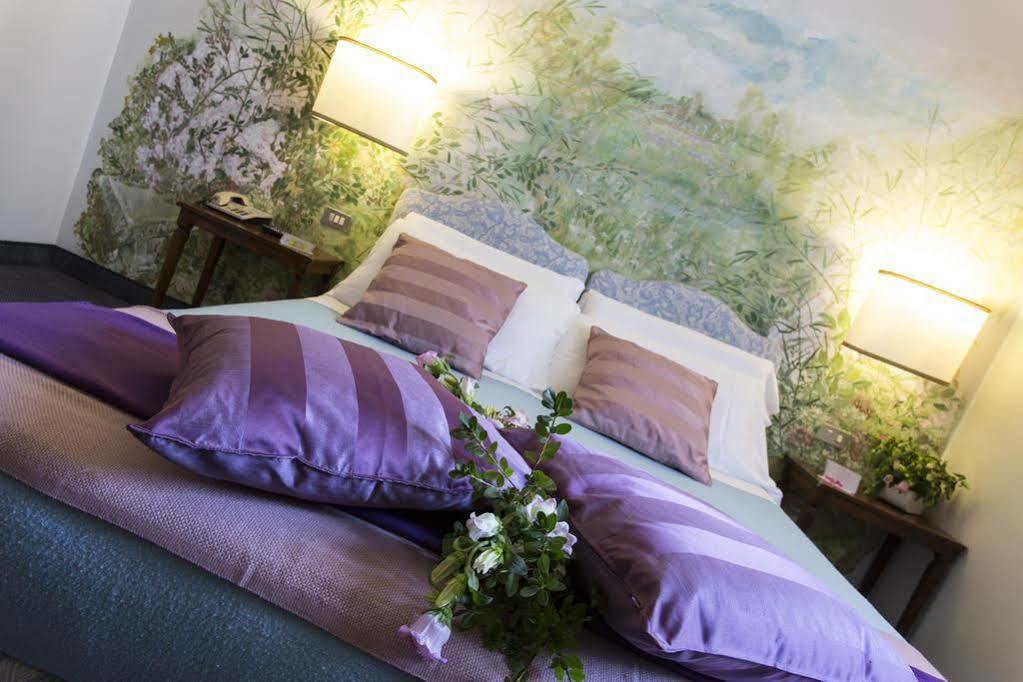 Albergo Al Moretto Castelfranco Veneto Exterior foto