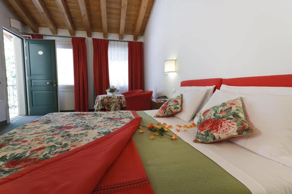 Albergo Al Moretto Castelfranco Veneto Exterior foto
