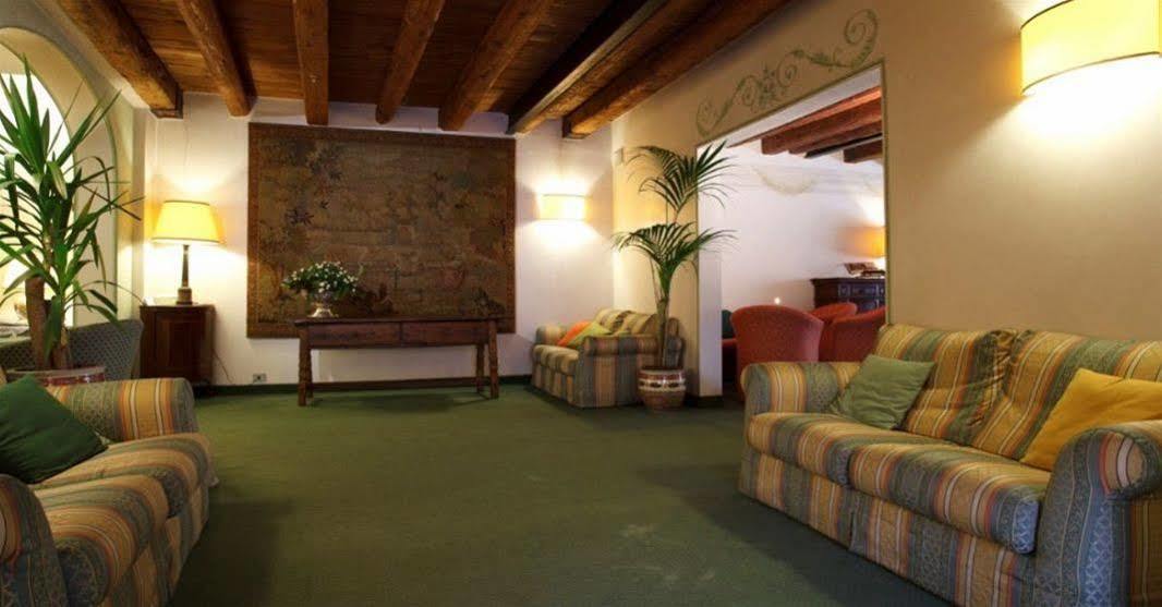 Albergo Al Moretto Castelfranco Veneto Exterior foto