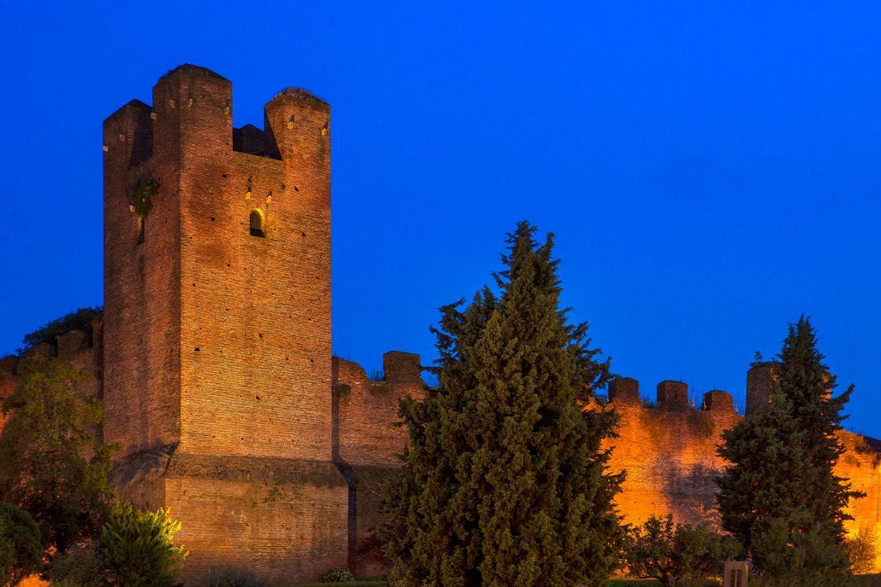 Albergo Al Moretto Castelfranco Veneto Exterior foto